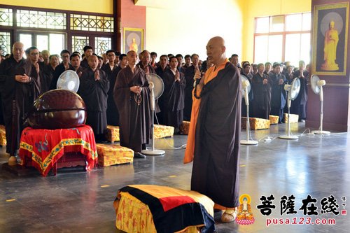 庐山东林寺15年7月份一昼夜经行法会圆满结束 菩萨在线