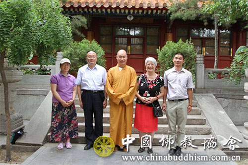 中国佛教协会-美国宗教社会学会前主席一行拜访中国佛教协会