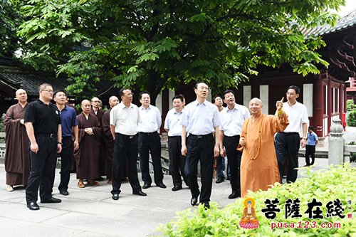中共中央书记处书记杜青林一行视察广州光孝寺