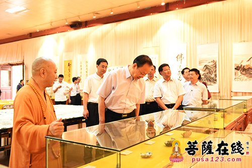 中共中央书记处书记杜青林一行视察广州光孝寺