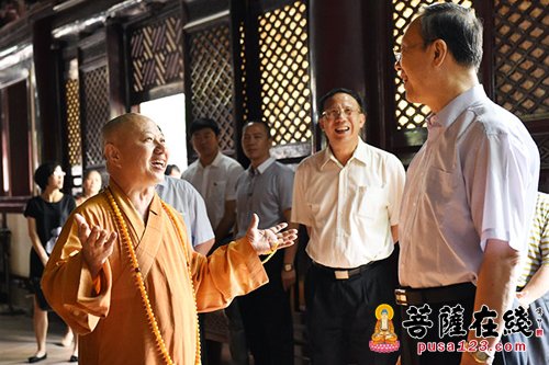 中共中央书记处书记杜青林一行视察广州光孝寺