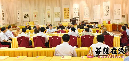 中共中央书记处书记杜青林一行视察广州光孝寺
