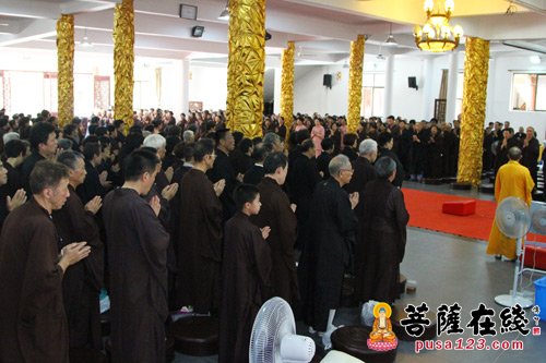 佛教-上海会龙寺隆重举行中峰三时系念法会