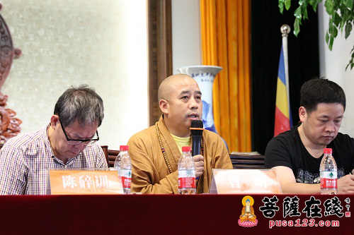 毕业晚会-浙江温州佛学院举行律学班暨基础班毕业典礼