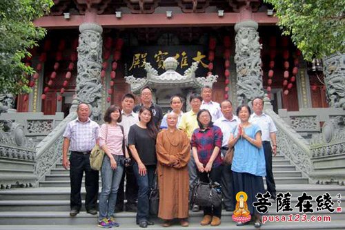 佛教-新加坡佛教居士林总裁梁美媚一行赴厦门进明寺参访