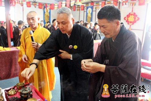 上海省殿禅寺隆重举行中峰三时系念法会