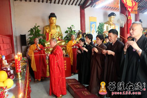 上海省殿禅寺隆重举行中峰三时系念法会