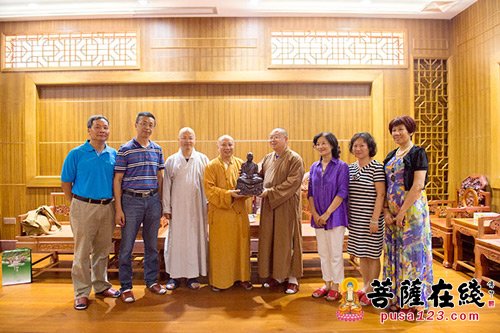 佛教-中佛协正慈副会长赴广州光孝寺参访 明生法师热情接待