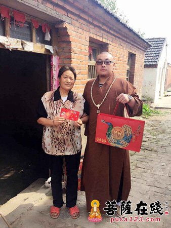 盐城-江苏盐城佛莲堂举行中秋慰问系列活动