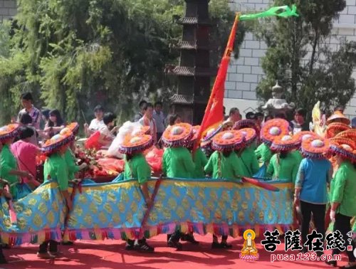 民俗-大亚湾清泉古寺举行传统民俗活动舞龙舞狮庆佳节