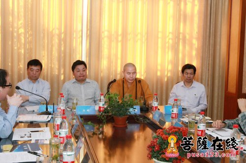 智慧寺院-“2015互联网+智慧寺院建设论坛”学术研讨会在无锡开原寺开幕