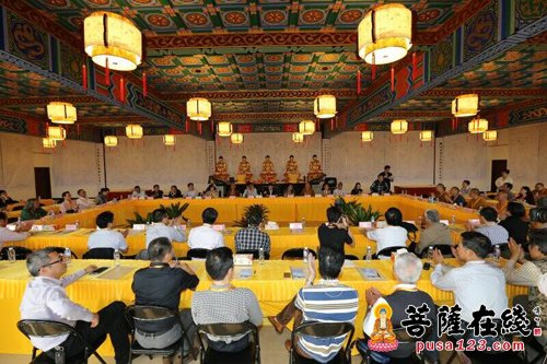 佛教-江苏海安广福禅寺举办扎染艺术壁画《海会胜境》画稿研讨会