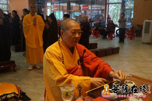 佛教-南安佛协重阳节感恩活动在福建南安雪峰禅寺举行