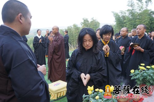 安徽广德紫金寺举行法主和尚觉真长老灵骨入塔法会