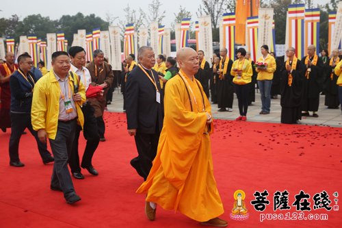 佛教-高僧云集 第四届世界佛教论坛52个国家代表嘉宾入场
