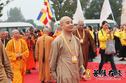 佛教-高僧云集 第四届世界佛教论坛52个国家代表嘉宾入场