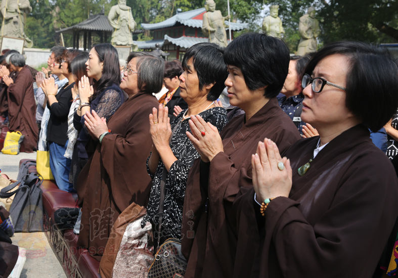 【高清图集】浙江慈溪伏龙寺举行纪念抗战胜利70周年暨弘一大师诞辰