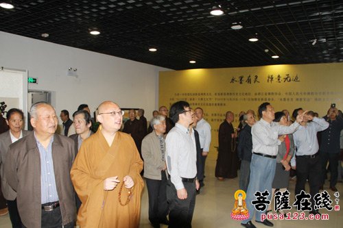佛教-“水墨有灵·禅意无边”佛教文化书画展在新昌开幕