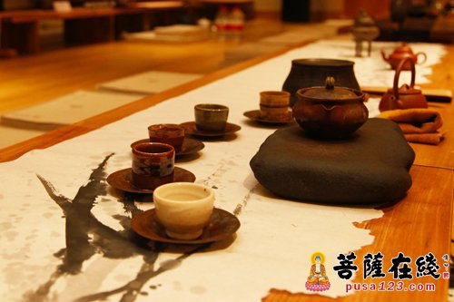 文物-中佛协副会长正慈大和尚出席慈光精舍古董茶品鉴会