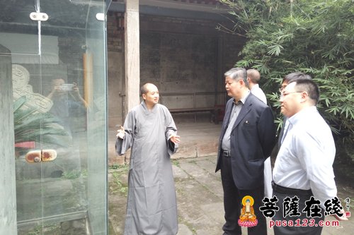 华岩寺-第四届重庆华岩奇人奇才文化艺术节在华岩寺开幕