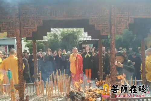 文化-上海青浦观音寺举行观音菩萨出家日祝圣法会