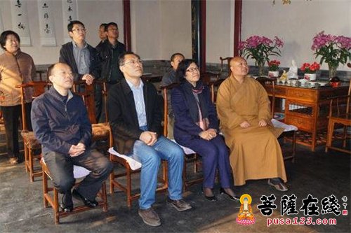 郭伟-国宗局郭伟司长一行赴保定真觉禅寺参观考察