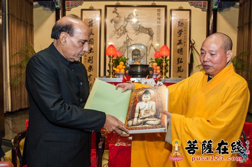 辛格-印度内政部长辛格一行参访上海玉佛禅寺