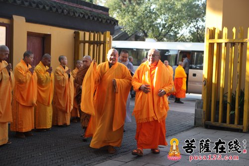 苏州寒山寺寒山书院与云南佛学院西双版纳分院合作办学签约仪式隆重举行