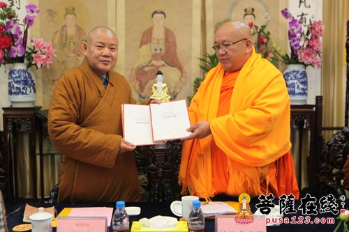 苏州寒山寺寒山书院与云南佛学院西双版纳分院合作办学签约仪式隆重举行