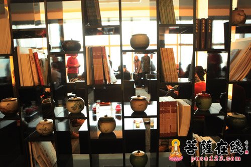 文化-上海云间美术馆隆重举办首届高僧墨宝展