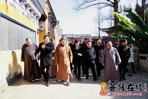 甘荣坤-湖北省副省长甘荣坤一行赴黄梅五祖寺调研工作