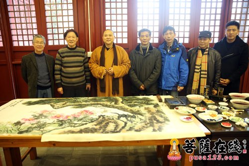 挥毫泼墨 上海南山古寺举行迎新书画笔会活动