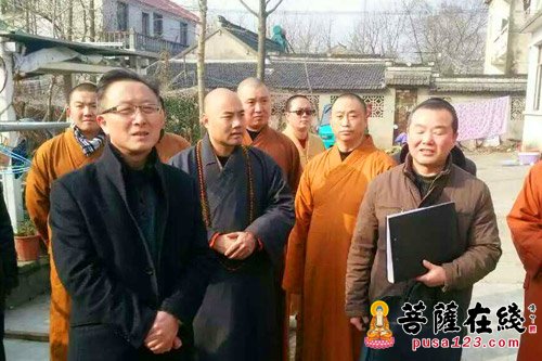 佛教-江苏泰州姜堰区佛教协会捐助少数民族特困家庭