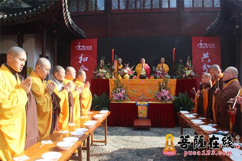 苏州寒山寺举行新年上堂大斋供僧法会