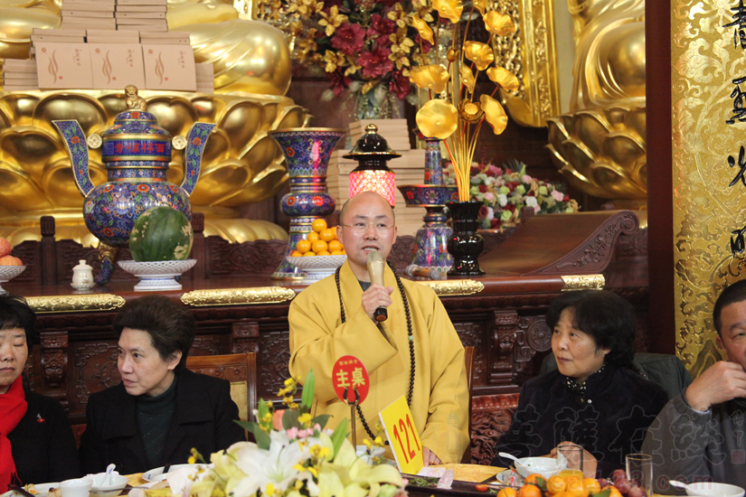 【高清图集】上海西林禅寺举行元旦撞钟·慈善义拍系列活动