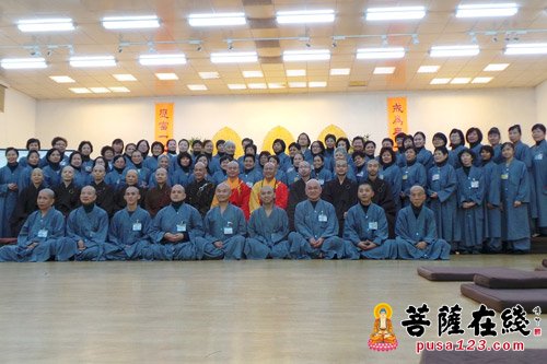 出家-台北市唯众精舍为期十天短期出家活动圆满结束