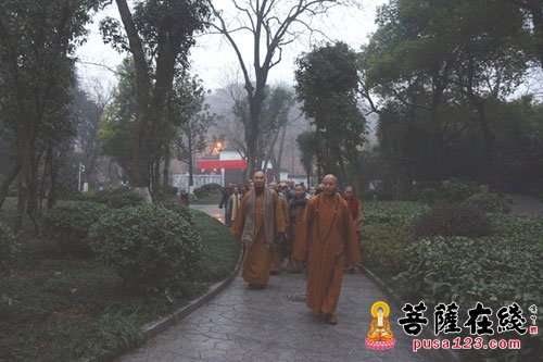清凉寺-南京大学2013级宗教学参学团一行参访法眼祖庭清凉寺