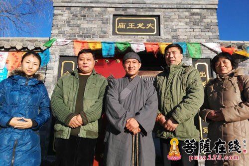佛教-河北沧州佛教协会慰问山西五台山散住僧众