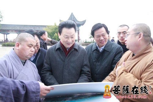 赵斌-湖北省人大常委会副主任赵斌一行赴黄梅五祖寺
