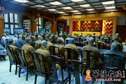 佛教-温州佛学院（男众部）召开2015级学僧第一学期总结会议