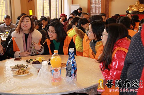 茶话会-上海南山古寺举行“品茗闻香·畅叙深情”茶话会