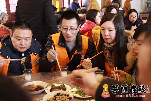 茶话会-上海南山古寺举行“品茗闻香·畅叙深情”茶话会
