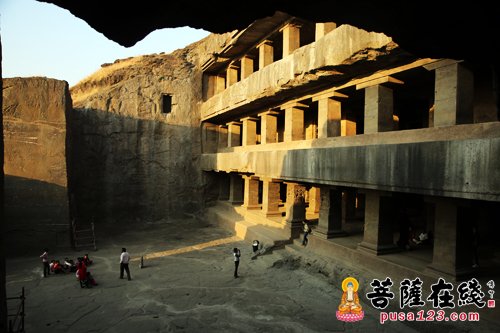 佛教-隐形的佛陀与庄严妙相——印度古代石窟寺佛塔造像遗迹考察记实