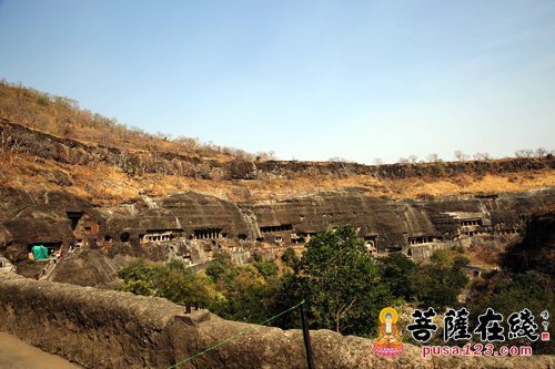 佛教-隐形的佛陀与庄严妙相——印度古代石窟寺佛塔造像遗迹考察记实