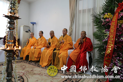 中国佛教协会副秘书长常藏法师受邀赴斯里兰卡驻华使馆 出席斯里兰卡国庆活动