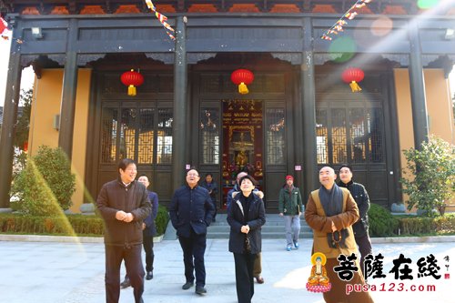 宁国-上海市民宗委花蓓主任一行赴宁国禅寺调研