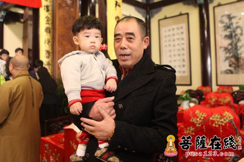 上海玉佛禅寺2016“新春帮困助学金颁发仪式”举行