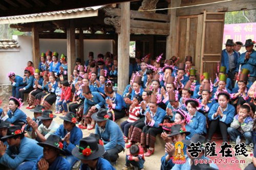 佛教-中国佛教协会赴云南芒捧佛寺、帮外小组佛寺开展