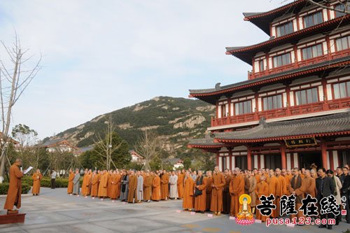 佛教-中国佛学院普陀山学院2016年春季新学期升旗仪式举行