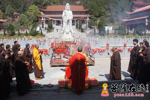观音-陕西勉县天灯禅寺举行观音圣诞祝圣法会